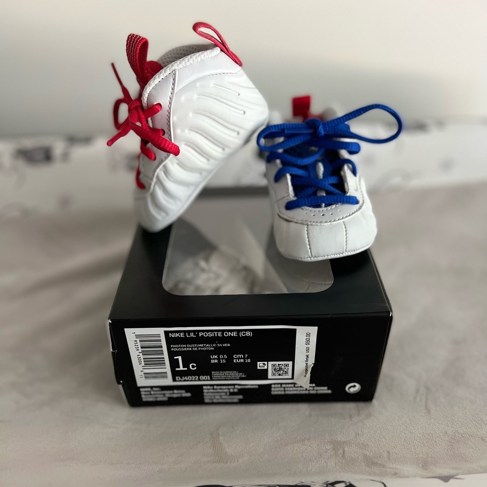 White foamposite 1c